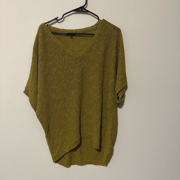 Eileen Fisher Mélange Linen Grain V-Neck Oval Top Size small sweater - Picture 6 of 7